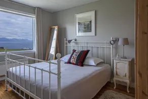 Glacier House Hellnar - Image 5