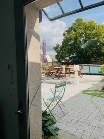 Cottage with pool access - Image 3