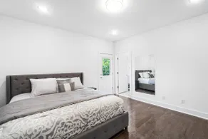 Luxurious Jersey City Duplex - Image 5