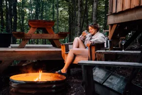 Charming log cabin - Fire Pit, Pool & Pet-Friendly - Image 3