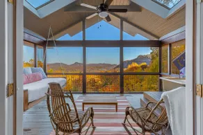 Huge Views, Outdoor Tub, Fire Pit, Close to Town! - Image 2