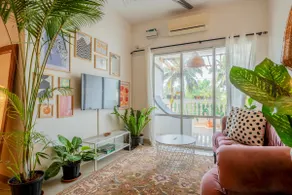 Chic 2BHK w/ Pool_Walking Distance from Thalassa - Image 4