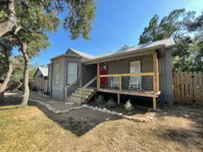 Sleeps 8 | Family/Pet Friendly | *no cleaning fee* - Image 2