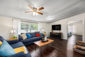 Conroe 3BR Sleeps 12 | Accessible, Pets Welcome - Image 2
