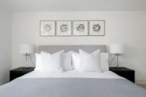 Stunning single level Mayfair 3 Bed flat with AC - Image 5