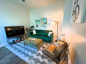 Cute Studio in Old West End - Image 5