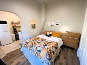 Cute Studio in Old West End - Image 2