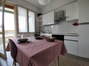 Terrace overlooking the lake 89m Gandolfi Apartment ”Da Adelaide” - Image 3