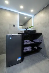 Air 2 - Image 2
