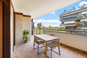 Design Suite + Parking - Image 3