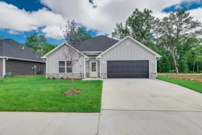 Newly Built Home w/ Fresh Design - Image 2