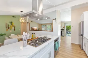 Beach<15min,Heated Pool,New Central AC, 4Br Family - Image 3