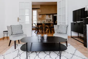 La Madeleine - Family House in the Heart of the City - Image 2