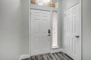 Luxury in Lewisville King Bed+ Smart TVs in rooms - Image 5