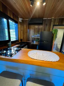 Lake House - Image 5