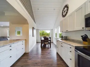 Lake Minnewaska Retreat w/ Private Beach & Dock - Image 5