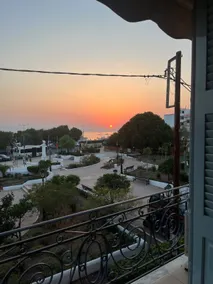 Port view apartment Aegina - Image 2