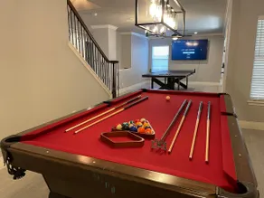 6 bed 120” theater ping pong pool table Stone Oak - Image 5