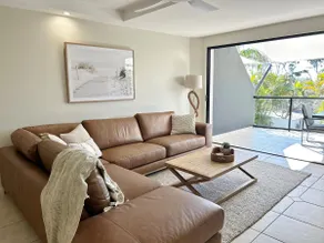 Sun And Sandy ~ Gorgeous Beach Front Location - Image 2