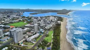 Sun And Sandy ~ Gorgeous Beach Front Location - Image 4