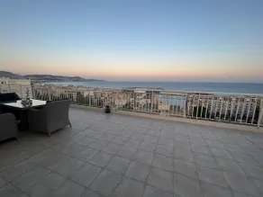 Exceptional Roof Terrace - Panoramic Sea View - Image 3
