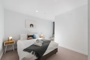 85sqm, safe, quiet, and comfortable, 2 bedrooms, 2 bathrooms, with parking space, big yard, WIFI, 6km, direct tram to CBD, zoo, racecourse - Image 4