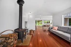 Tranquil Treetop Haven 3BR House with breathtaking views - Image 5