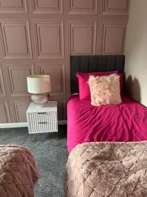 Cameron Coach House Modern Property in Murrayfield Edinburgh - Image 3