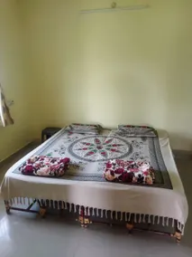 Pink House- 1BHK with a view of Arunachala - Image 4