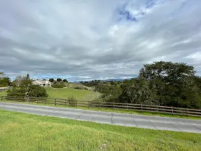 *Lavender Hill Ranch: Elegant Estate w/ Epic Views - Image 3