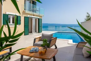 Epetium Beach Villa - Image 4