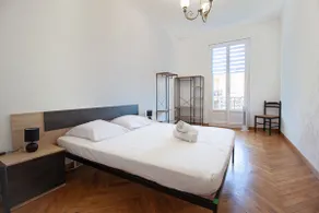 Bright 2-Bedroom Apartment - La Libération - Image 2