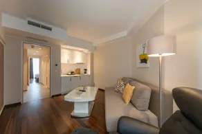 Apartment with Balcony (yellow) - Image 3
