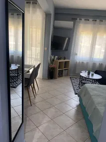 Maria's Central Apartment - Image 4