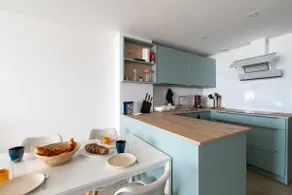 ※2-room apartment with 1st line sea access/Car garage/Wi-Fi/Air conditioning※ - Image 3