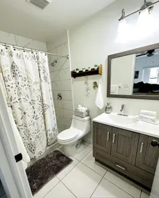 Awesome Apartment near the Beach - Image 4