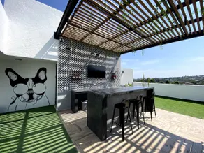 Amazing Penthouse in the prairie - Image 3