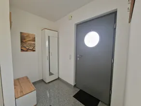 Guest house with terrace and garden - Image 4