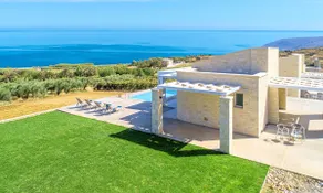Vista Mare Villas Heated Pool - Image 5