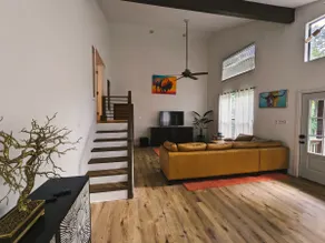 Hilltop Hideaway - Image 3