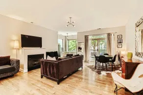 UChicago Condo | 2 Baths, Private Parking & Entry - Image 3