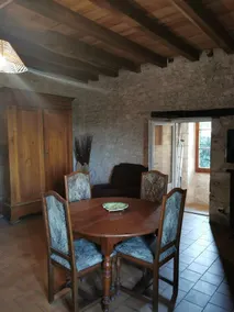 Apartment with private entrance - Image 5