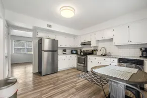Townhomes Near the Bay - #2 - Image 2