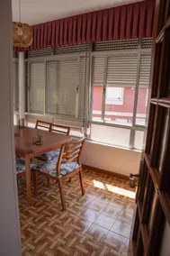 First floor, independent - Image 4
