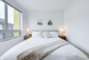 The Vista | Stylish Riversdale Condo + UG Parking - Image 3