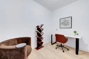 The Vista | Stylish Riversdale Condo + UG Parking - Image 4