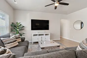 Comfy Idahome - Image 3