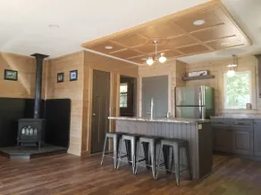 Private modern off-grid lake house and guest cabin - Image 5