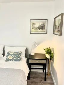 Cozy One Bedroom Retreat - Image 4