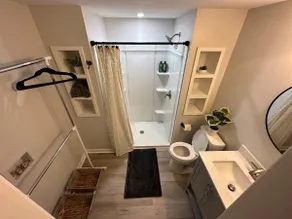Spacious Private Studio Getaway - Image 3